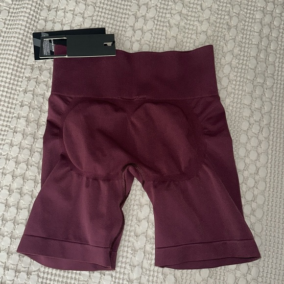 Bo+tee Super Sculpt Seamless Mini Shorts - Picture 6 of 7